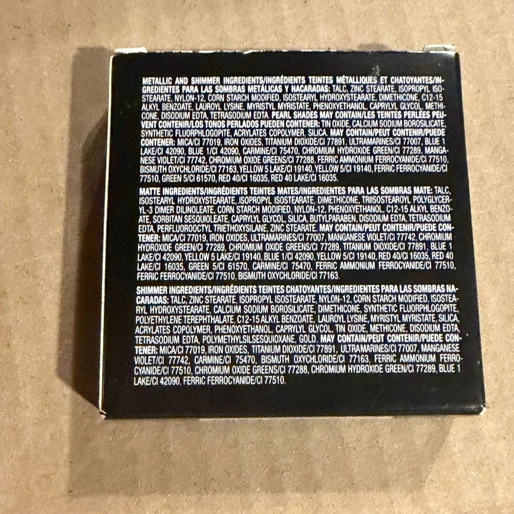 Avon true color eyeshadow dou smokey moonlight